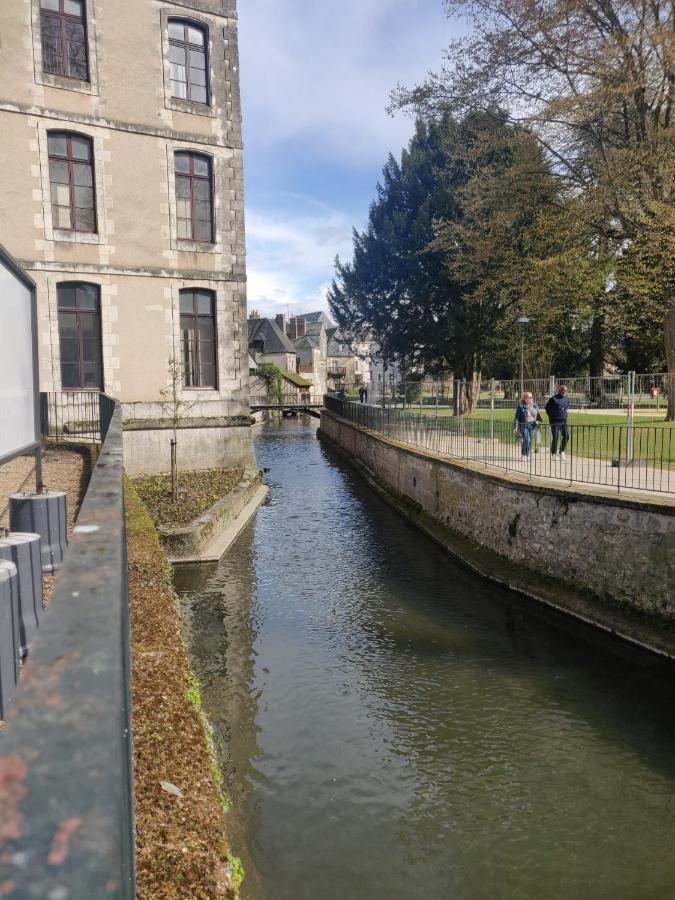 La Tranquillite Proche Des Chateaux De La Loire. Вандом Экстерьер фото